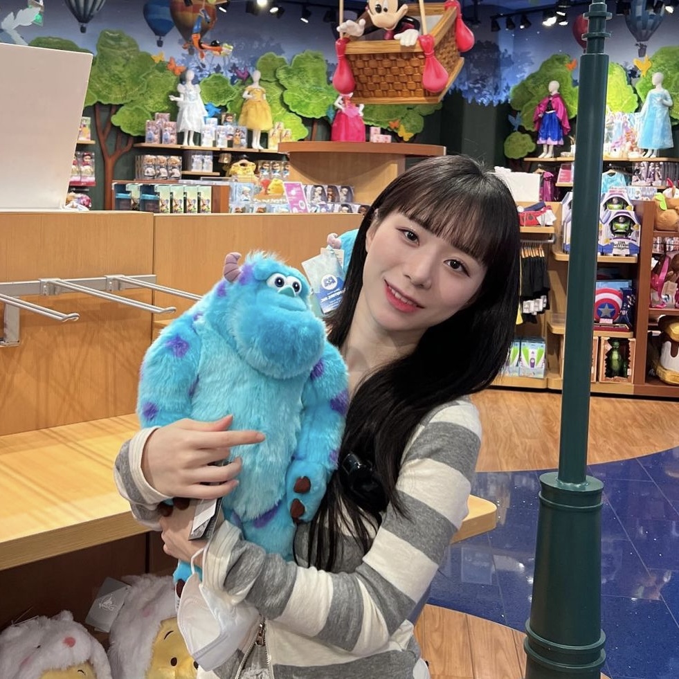 Discord user Samantha loves ios
